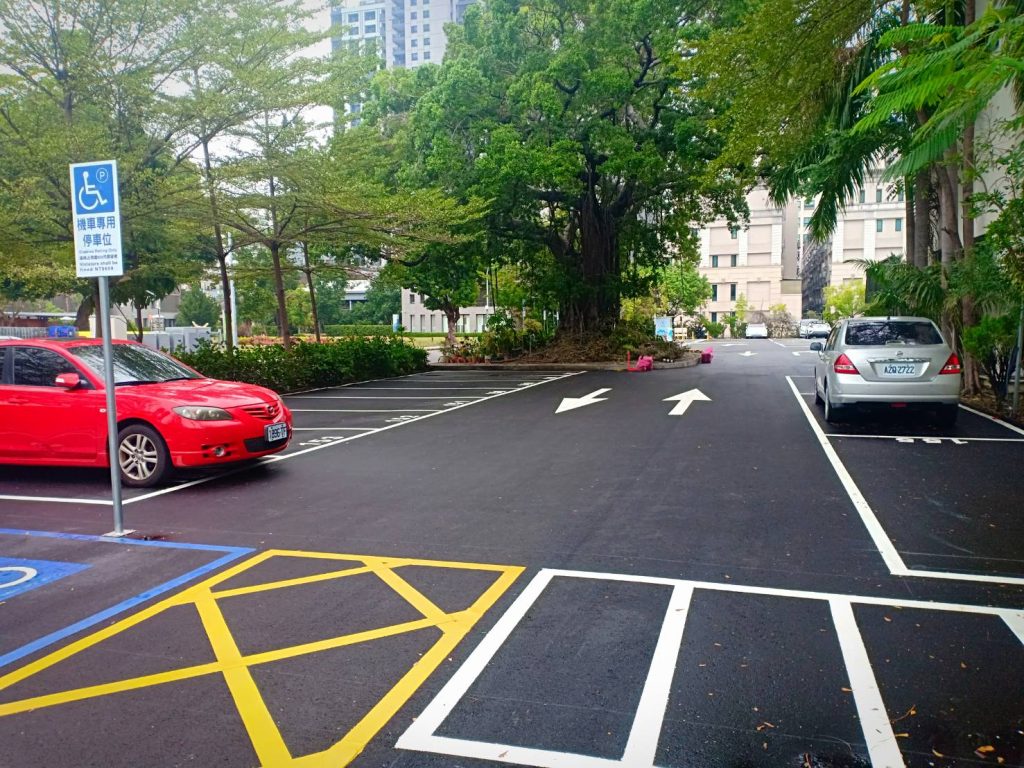 全之駐崇善路龍山停車場